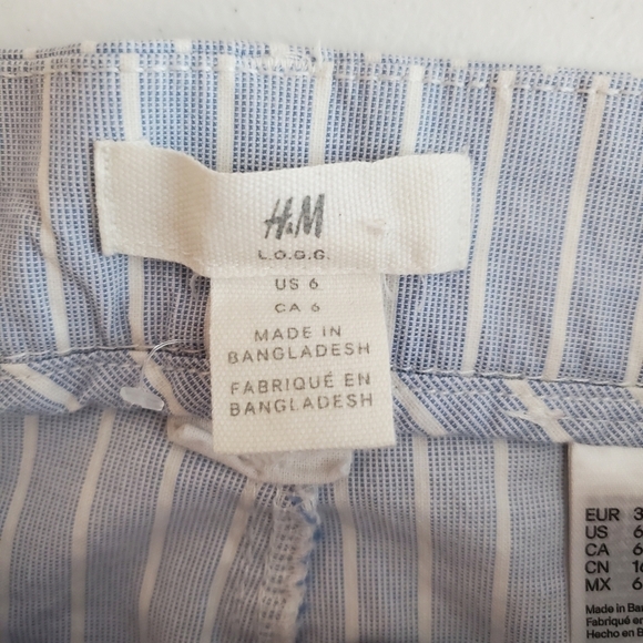 H&M Shorts Womens 6 Blue White Stripe  Cotton‎ Stretch Coastal Preppy Beach Cuff - Picture 3 of 11